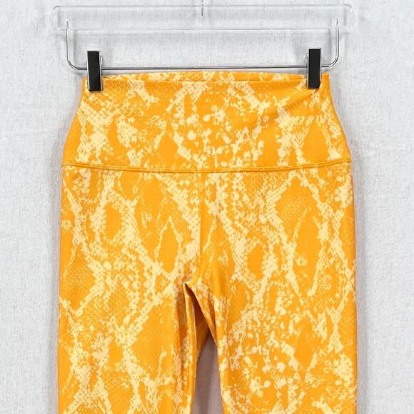 CARBON38 High Rise 7/8 Leggings Womens Medium Kumquat Yellow Snake Python - Picture 8 of 16